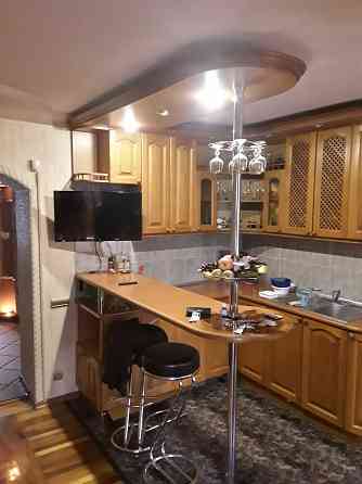 ОТ ХОЗЯИНА.Сдам в аренду 3-х комнатную квартиру. КОСМОС Zaporizhzhia