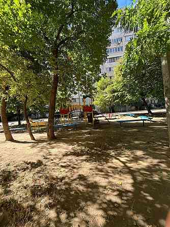 Продам просторную квартиру на Поскоте Одеса