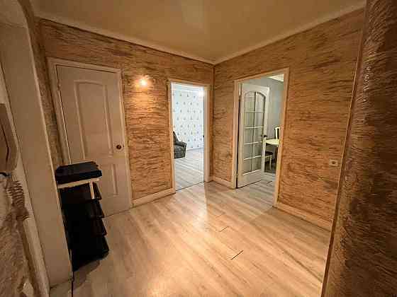 Продам просторную квартиру на Поскоте Одеса