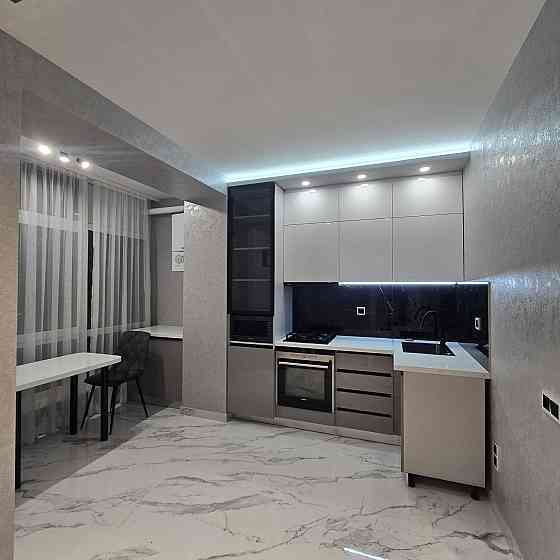 ТЕРМІНОВО! 1 кімнатна в Містечку Центральному 5  поверх ліфт газ Ивано-Франковск