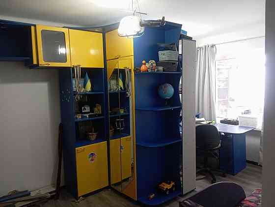 Продам 2 ком.квартиру чешку центр Хортицкого Запорожье