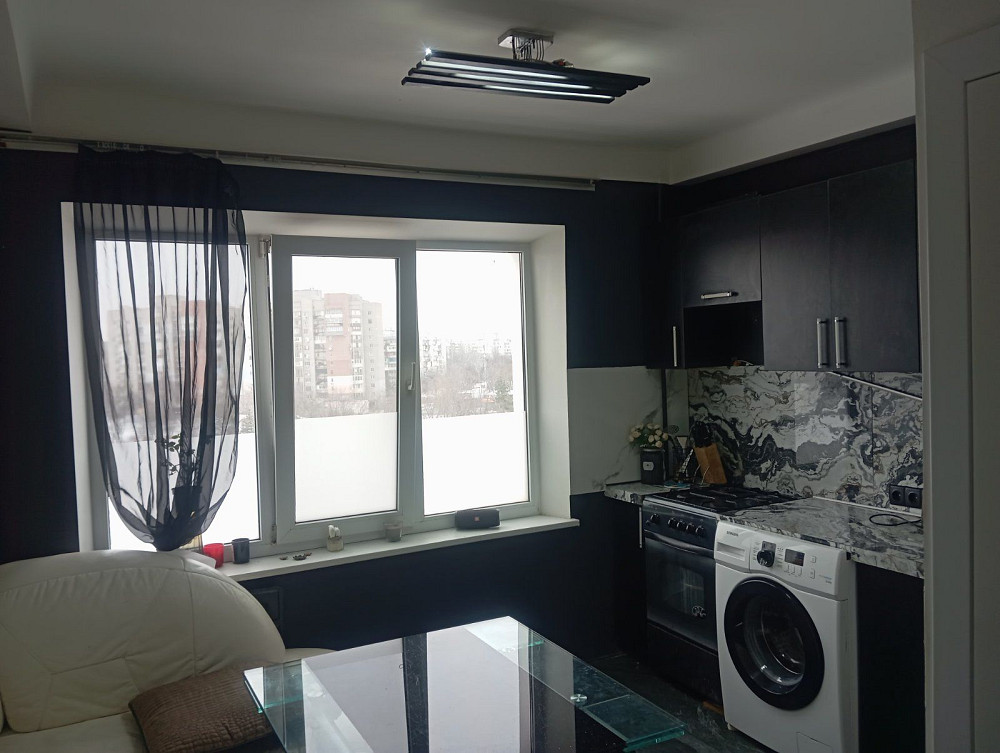 Продам 2 ком.квартиру чешку центр Хортицкого Запорожье - изображение 1