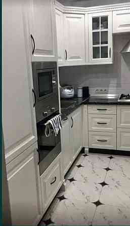 Власник продам 3 ком. , 67 м.кв  метро Студентська Валентинівська 11 Харків