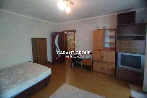 У продажу трикімнатна квартира у Пересипському районі Одеса