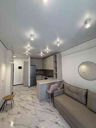 Оренда 1-но кім квартири на вул Роксоляни в новобудові Львов