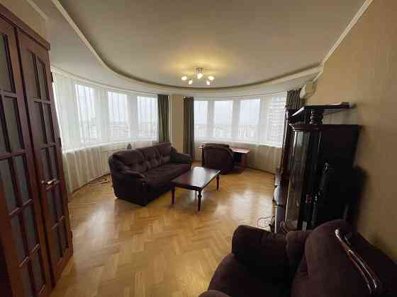 вул .Левка Лук'яненка 21/3 Kyiv