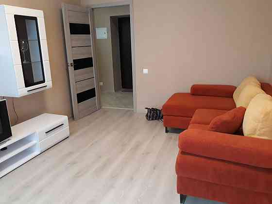 Сдам  3-х в центре  для 3-6  парней или семье на месяц  или длительно Житомир