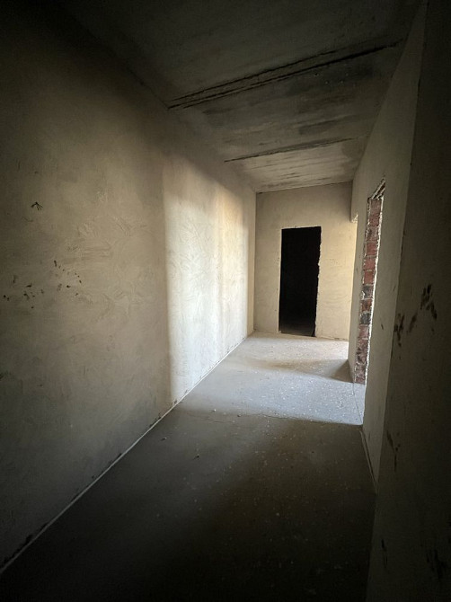 Велика 1к квартира в зданому будинку з газом Bucha - photo 5