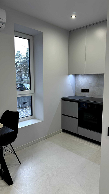 Продаж однокімнатної квартири у новобудові з дизайнерським ремонтом Черкаси - зображення 5