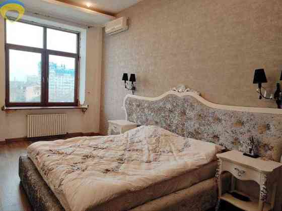 Квартира 107кв.м  у моря вул.Віце-адм.Азарова з паркингом Одеса