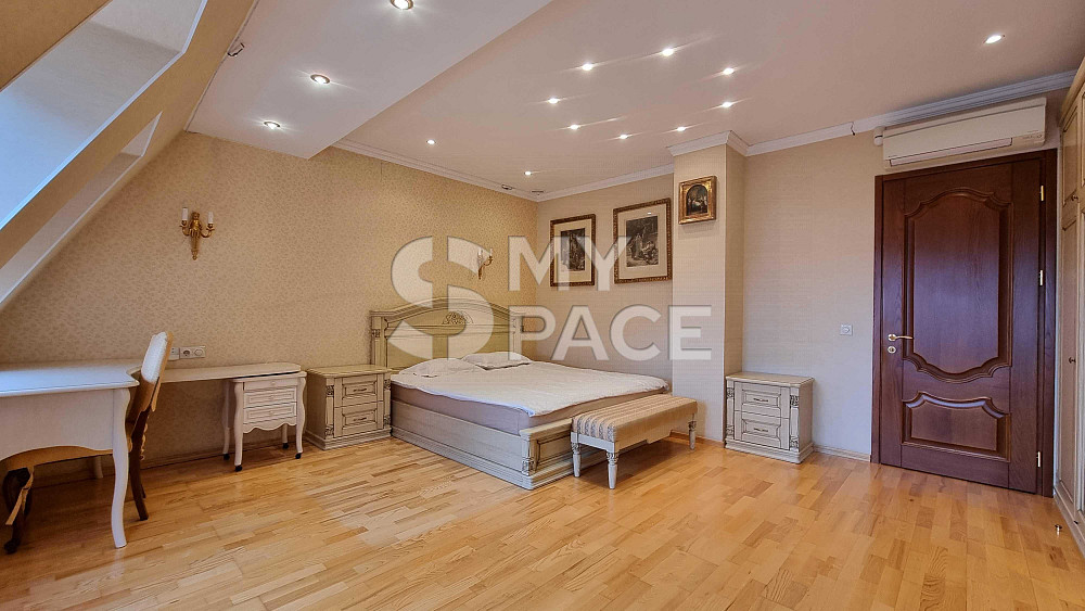 3к квартира на Гончара центр Печерськ Золоті Ворота Киев - изображение 6