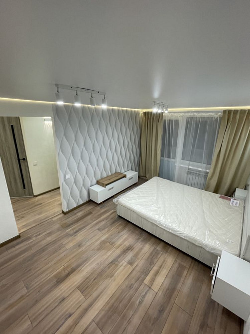 1-к квартира | 32 м² | р-н АТБ / Димитр.Ринок  | під ключ | утеплена Кам`янське (Запорізька обл.) - зображення 1