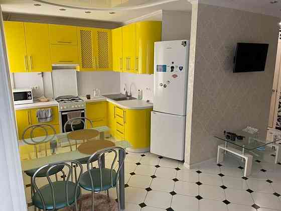 2 ком ул Бульвар мирный Kherson