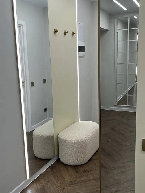 Продам сучасну 3-ну квартиру Шептицький  - photo 3