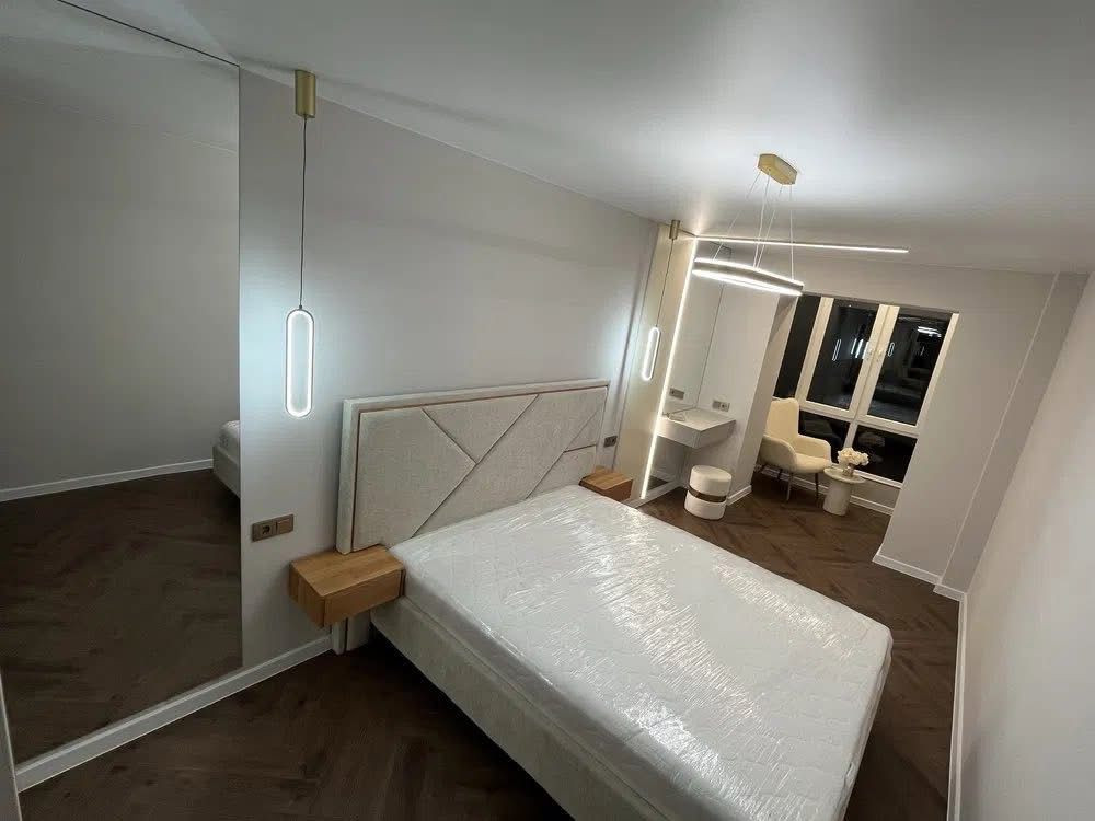 Продам сучасну 3-ну квартиру Шептицький  - photo 4