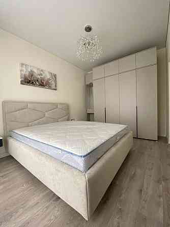 Нова 1,5 кімнатна кв. ЖК .Квадрат кухня-студія +1кімната. Mynai