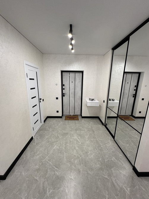 Продам евродвушку Ремонт Центр Голливуд Сертификат Чернигов - изображение 8