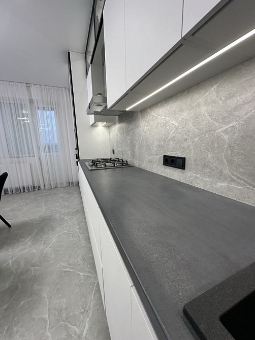 Продам евродвушку Ремонт Центр Голливуд Сертификат Чернигов - изображение 4