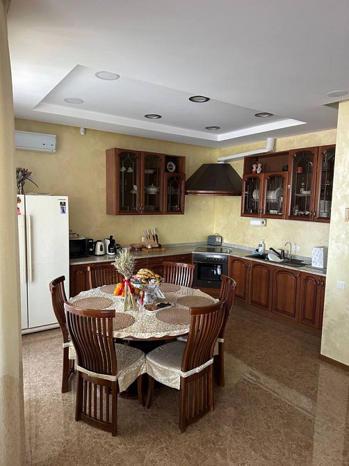 Продаж 2-кімнатної квартири біля посольства США 99 кв.м Kyiv - photo 1