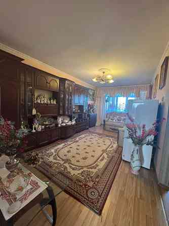 Продається 2-кімнатна квартира по вул. Хоткевича Угорники