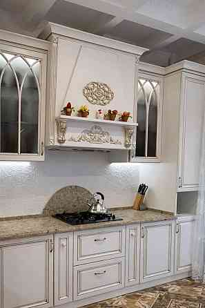 Элитная квартира с дизайнерским ремонтом в классическом стиле Кропивницкий