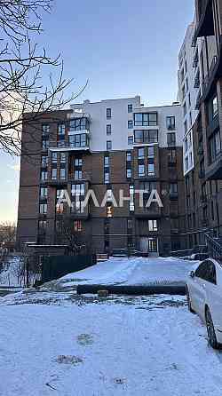 Продаж елітного пентхауса в новобудові Черновцы