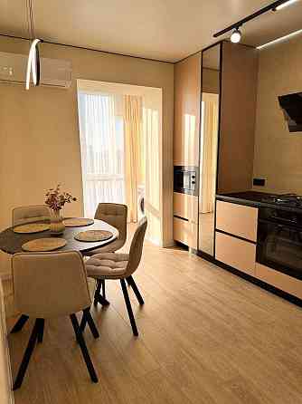 Розкішна 1,5-кімнатна квартира з панорамою на річку Івано-Франківськ