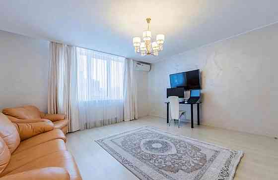 Світла та затишна 3-кімнатна квартира 95 м² ЖК Рів'єра 2 хв Славутич Kyiv