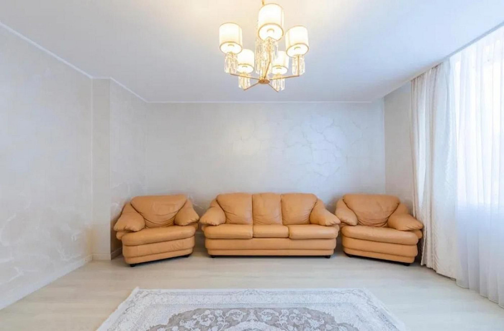 Світла та затишна 3-кімнатна квартира 95 м² ЖК Рів'єра 2 хв Славутич Kyiv - photo 2