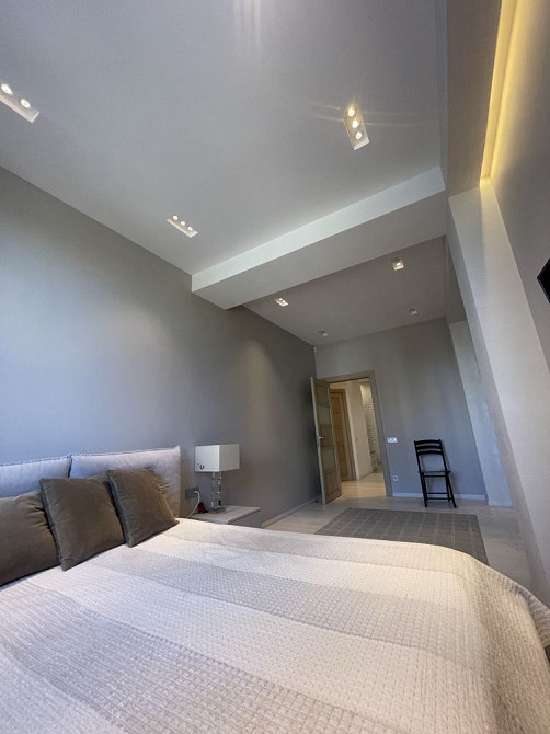 Красива стильна квртира на 6 Фонтана. Три спальні. Одеса - зображення 3