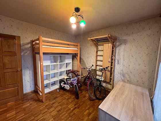 Простора 4-к квартира 90 м² на  низькому поверсі! Закревського 5-А Kyiv