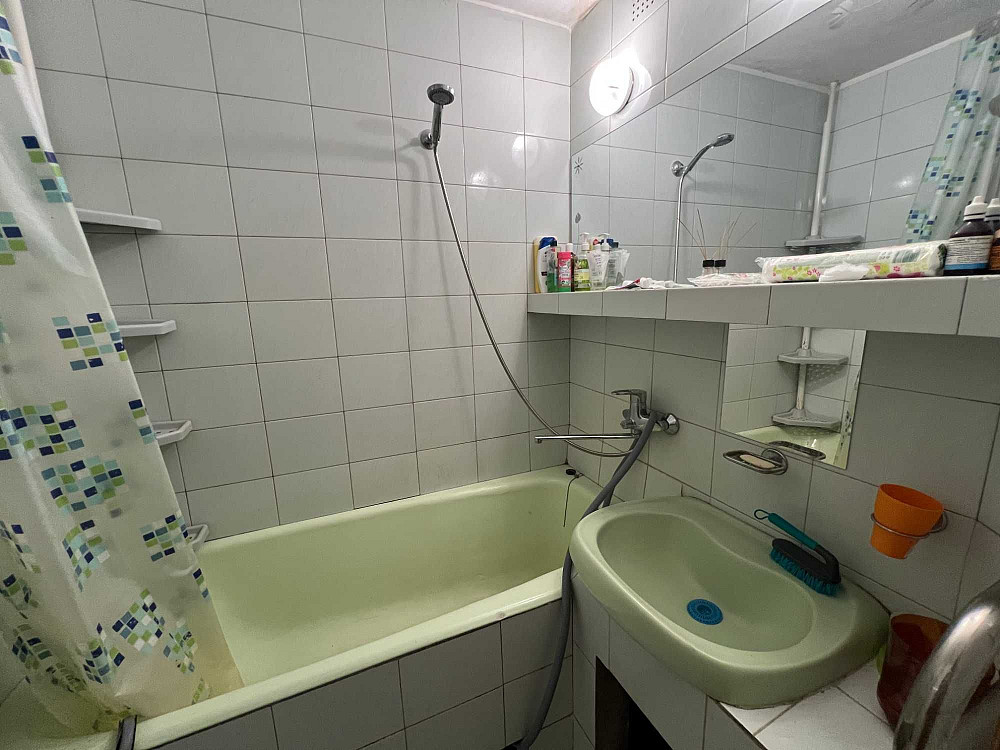 Простора 4-к квартира 90 м² на  низькому поверсі! Закревського 5-А Kyiv - photo 7