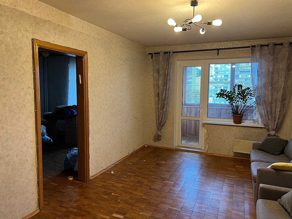 Простора 4-к квартира 90 м² на  низькому поверсі! Закревського 5-А Kyiv - photo 2