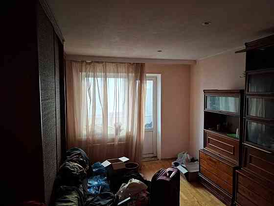 Продаж 3/4 частки 3-кімнатної квартири, метро Позняки, вул. Гмирі, 5А Kyiv