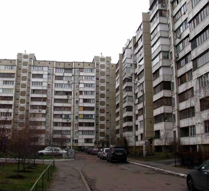 Продаж 3/4 частки 3-кімнатної квартири, метро Позняки, вул. Гмирі, 5А Kyiv - photo 1