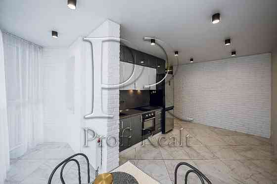 1-кімнатна 52 м² з ремонтом, ЖК Кришталеві Джерела,Метрологічна 58 Kyiv