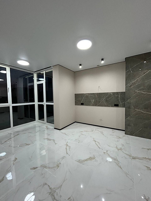 Однокімнатна квартира з новим ремонтом в ЖК бізнес класу. Паркінг Bucha - photo 3