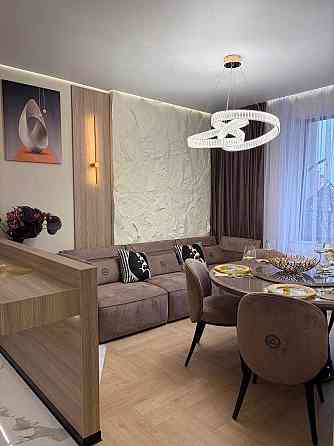 Продам 3 кімнатну квартиру з дизайнерським ремонтом біля моря! Одеса