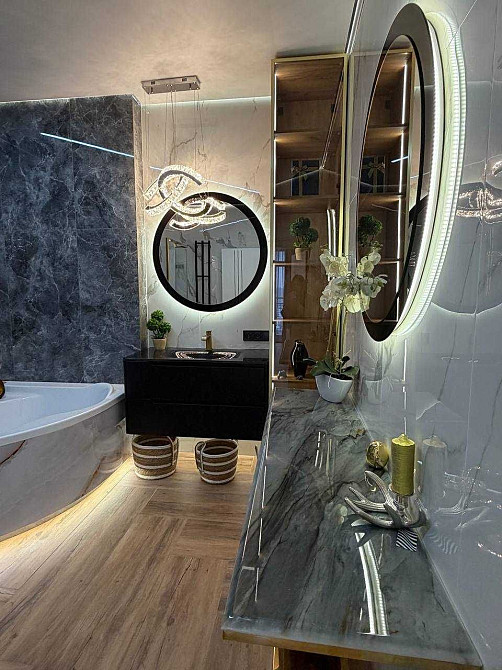 Продам 3 кімнатну квартиру з дизайнерським ремонтом біля моря! Одеса - зображення 1