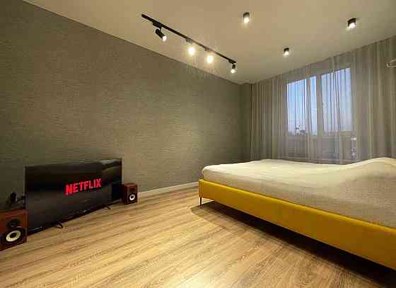 Простора 1 кімнатна квартира з дизайнерським ремонтом. Податки 2% Іrpin