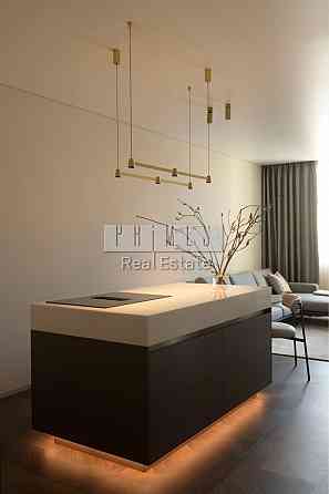 Продаж / Квартира  Київ, Печерський район, Новопечерська Вежа Kyiv