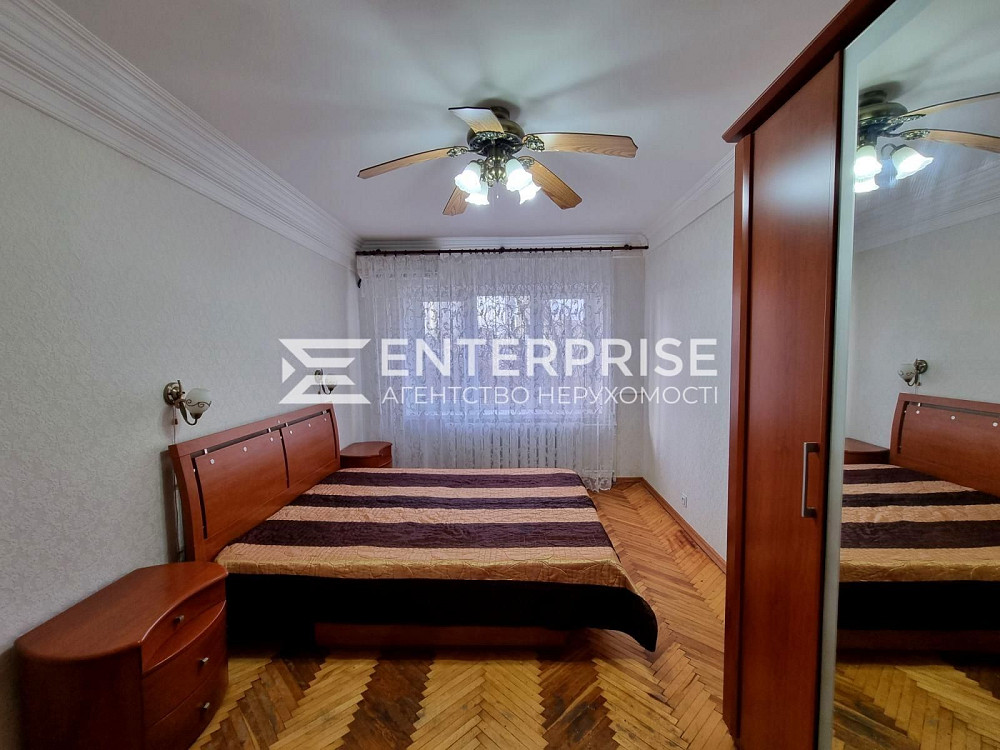 Продаж 2 кімнатної квартири Шевченківський район метро КПІ 5 хв Kyiv - photo 1