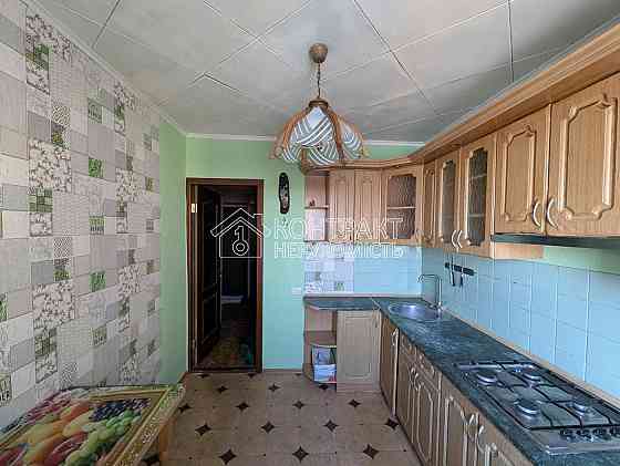 Продаж 2к квартири біля метро" Вокзальна" (Цегляний будинок) Харків