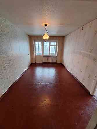 3 кім. Селянський ринок вул. Світла Каменское (Никопольский р-н)