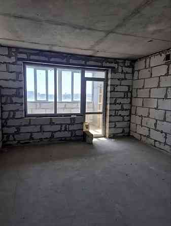 Продам 4-х кімнатну квартиру на Салтівки ст.м Студенческая Kharkiv