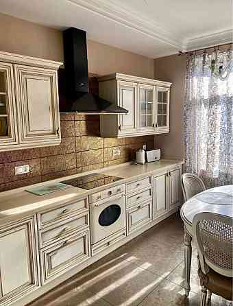 Оренда просторої  4 кімнатної квартира на Подолі вул. Щекавицька Центр Kyiv