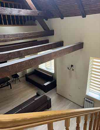 Оренда гарноі великогабаритноі квартири в центрі Uzhhorod