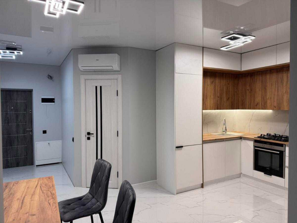 ПРОДАМ однокімнатну квартиру з ремонтом вул.Височана Іvano-Frankivsk - photo 1