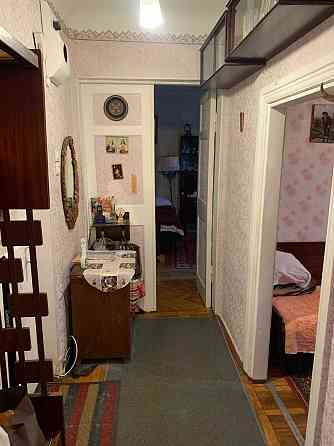 Двухкомнатная (Витрука ) срочно продам Kyiv