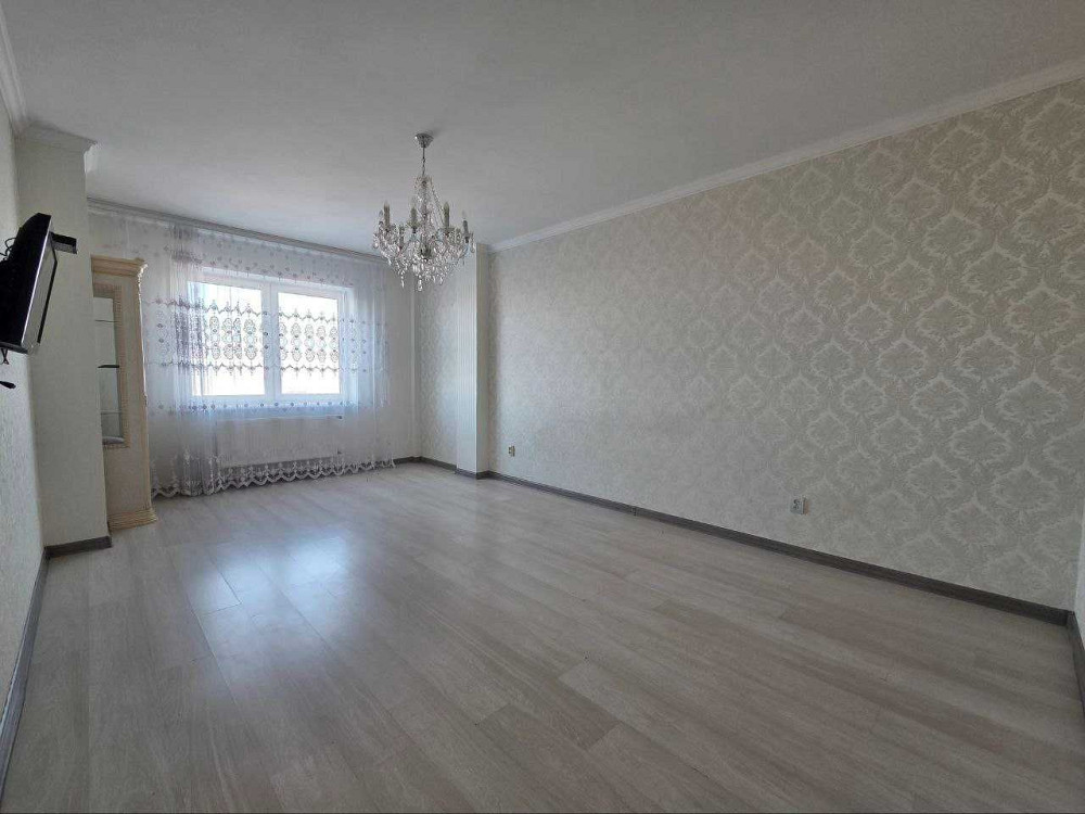 Оренда видової 2-кімнатної квартири в тихому центрі Черкас Cherkasy - photo 2